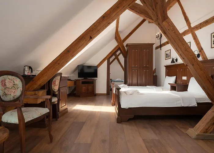 Casa Chitic Hotels